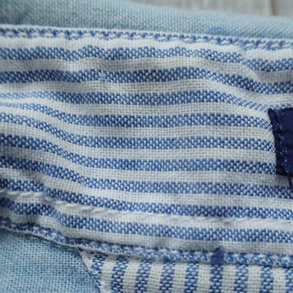 Tommy Hilfiger Button Up Sleeveless Shirt - Picture 5 of 6